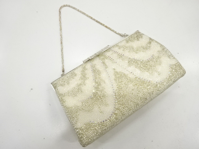 ビーズ　ハンドバッグ